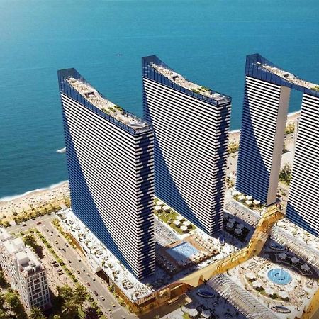 Orbi City Suites Batumi Esterno foto